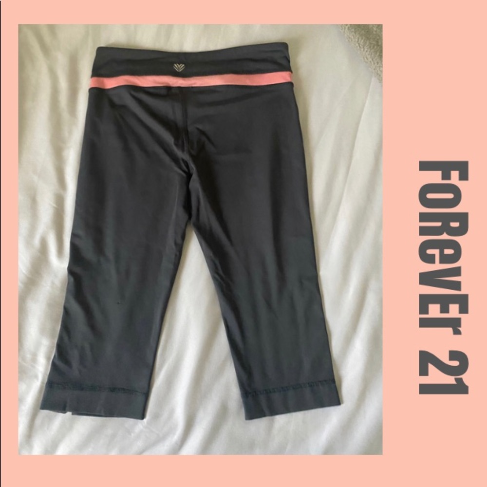 Forever21 yoga 🧘🏼‍♀️ workout leggings